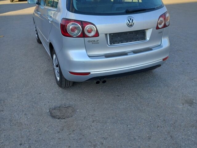 Серый Фольксваген Гольф Плюс, объемом двигателя 2 л и пробегом 267 тыс. км за 7000 $, фото 7 на Automoto.ua