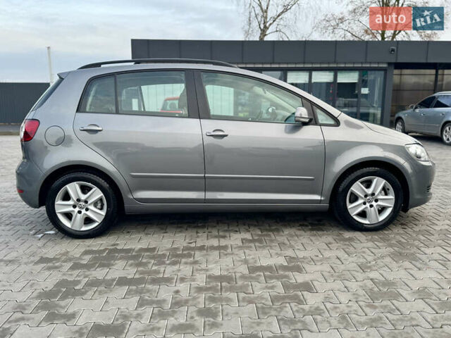 Серый Фольксваген Гольф Плюс, объемом двигателя 1.4 л и пробегом 163 тыс. км за 8300 $, фото 31 на Automoto.ua