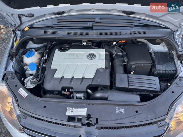 Серый Фольксваген Гольф Плюс, объемом двигателя 1.97 л и пробегом 134 тыс. км за 9999 $, фото 29 на Automoto.ua