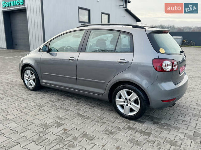 Серый Фольксваген Гольф Плюс, объемом двигателя 1.4 л и пробегом 163 тыс. км за 8300 $, фото 12 на Automoto.ua