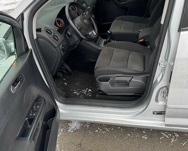 Серый Фольксваген Гольф Плюс, объемом двигателя 1.97 л и пробегом 134 тыс. км за 9999 $, фото 13 на Automoto.ua