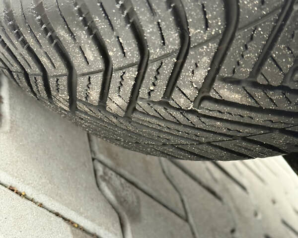 Серый Фольксваген Гольф Плюс, объемом двигателя 1.4 л и пробегом 189 тыс. км за 8200 $, фото 105 на Automoto.ua