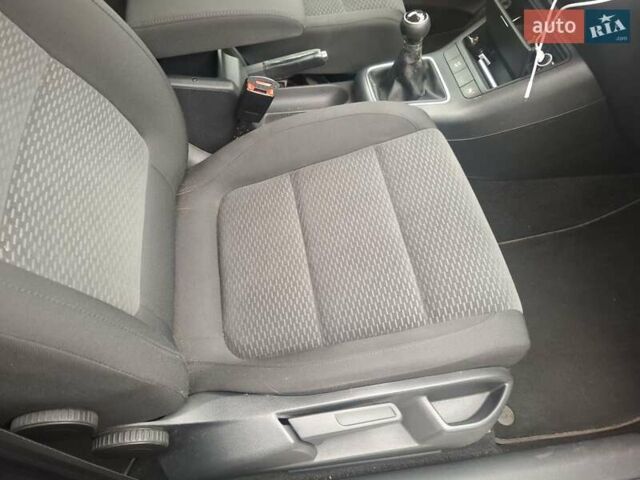 Серый Фольксваген Гольф Плюс, объемом двигателя 1.39 л и пробегом 257 тыс. км за 6700 $, фото 32 на Automoto.ua