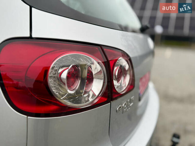 Серый Фольксваген Гольф Плюс, объемом двигателя 1.4 л и пробегом 192 тыс. км за 8300 $, фото 17 на Automoto.ua