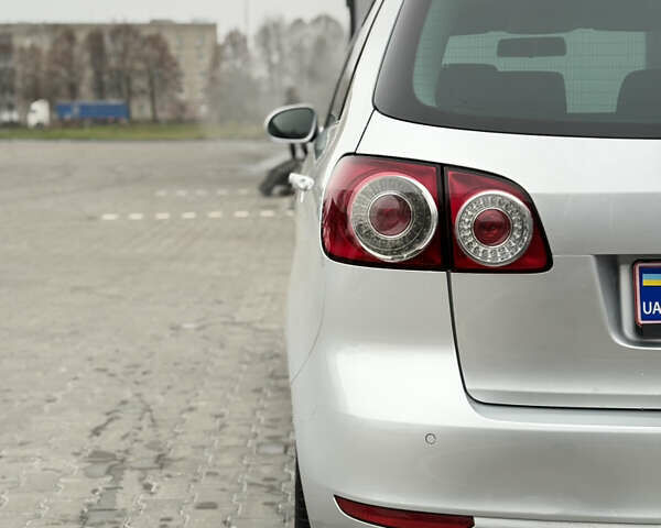 Серый Фольксваген Гольф Плюс, объемом двигателя 1.4 л и пробегом 189 тыс. км за 8200 $, фото 22 на Automoto.ua