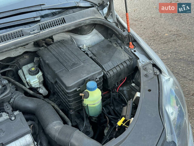 Фольксваген Гольф Плюс 2009 в Полтаве на Automoto.ua Серый Фольксваген Гольф Плюс, объемом двигателя 1.4 л и пробегом 190 тыс. км за 7550 $, фото 46 на Automoto.ua