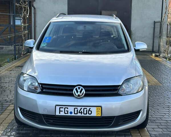 Серый Фольксваген Гольф Плюс, объемом двигателя 1.4 л и пробегом 80 тыс. км за 8100 $, фото 74 на Automoto.ua