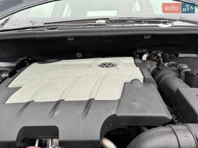 Серый Фольксваген Гольф Плюс, объемом двигателя 1.97 л и пробегом 134 тыс. км за 9999 $, фото 26 на Automoto.ua