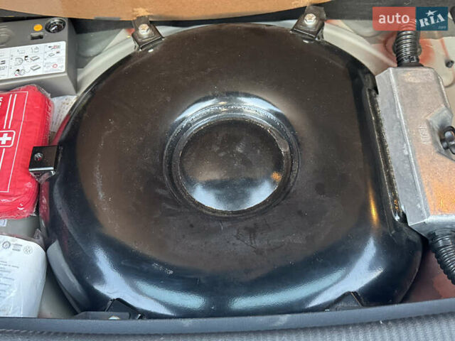 Фольксваген Гольф Плюс 2009 в Полтаве на Automoto.ua Серый Фольксваген Гольф Плюс, объемом двигателя 1.4 л и пробегом 190 тыс. км за 7550 $, фото 26 на Automoto.ua