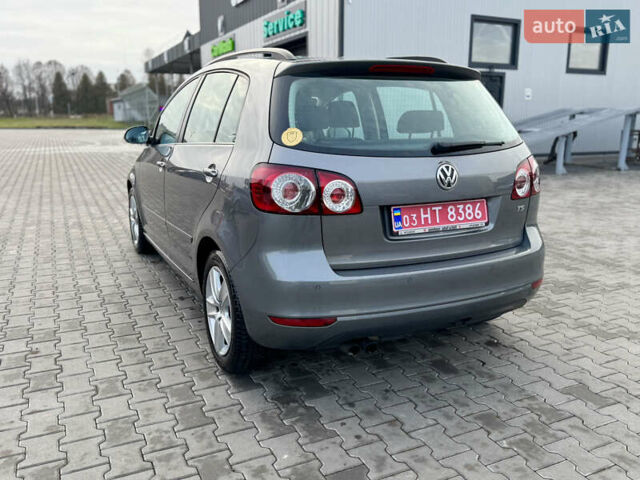 Серый Фольксваген Гольф Плюс, объемом двигателя 1.4 л и пробегом 163 тыс. км за 8300 $, фото 18 на Automoto.ua