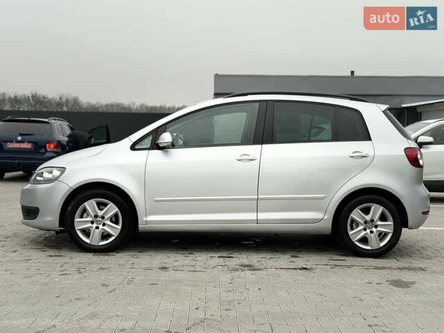 Серый Фольксваген Гольф Плюс, объемом двигателя 1.4 л и пробегом 189 тыс. км за 8200 $, фото 4 на Automoto.ua