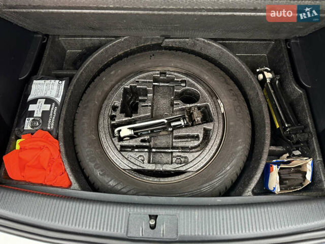 Серый Фольксваген Гольф Плюс, объемом двигателя 1.4 л и пробегом 189 тыс. км за 8200 $, фото 103 на Automoto.ua