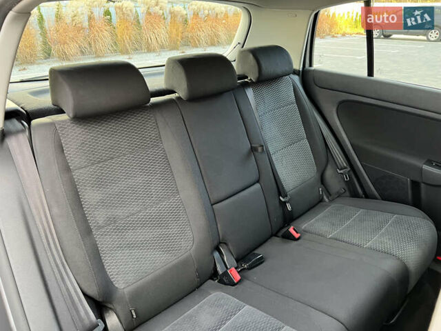 Сірий Фольксваген Golf Plus, об'ємом двигуна 1.4 л та пробігом 247 тис. км за 6650 $, фото 64 на Automoto.ua