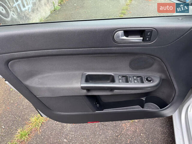 Сірий Фольксваген Golf Plus, об'ємом двигуна 1.6 л та пробігом 172 тис. км за 7750 $, фото 14 на Automoto.ua