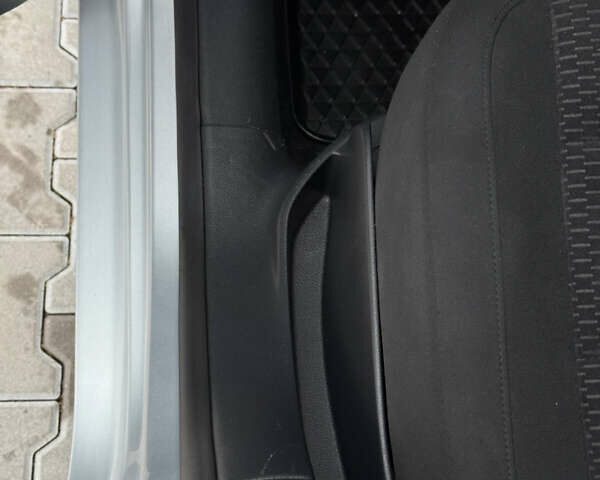 Серый Фольксваген Гольф Плюс, объемом двигателя 1.4 л и пробегом 189 тыс. км за 8200 $, фото 73 на Automoto.ua