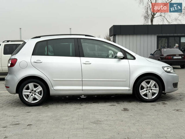 Серый Фольксваген Гольф Плюс, объемом двигателя 1.4 л и пробегом 189 тыс. км за 8200 $, фото 11 на Automoto.ua
