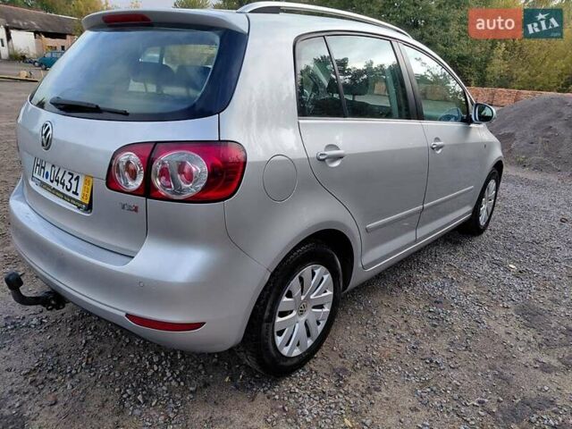 Серый Фольксваген Гольф Плюс, объемом двигателя 1.4 л и пробегом 156 тыс. км за 7500 $, фото 9 на Automoto.ua
