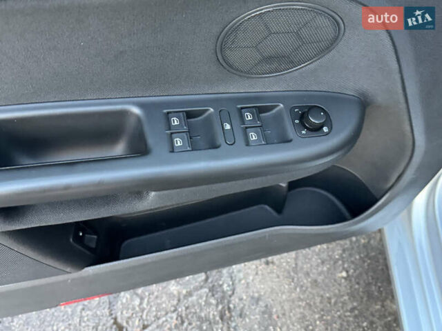 Серый Фольксваген Гольф Плюс, объемом двигателя 1.4 л и пробегом 191 тыс. км за 6999 $, фото 11 на Automoto.ua