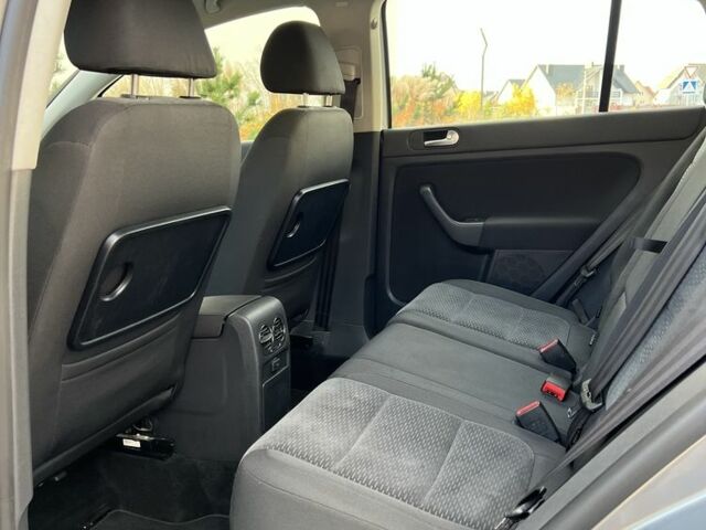 Серый Фольксваген Гольф Плюс, объемом двигателя 1.4 л и пробегом 247 тыс. км за 6350 $, фото 20 на Automoto.ua