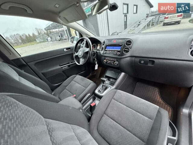 Серый Фольксваген Гольф Плюс, объемом двигателя 1.4 л и пробегом 192 тыс. км за 8300 $, фото 77 на Automoto.ua