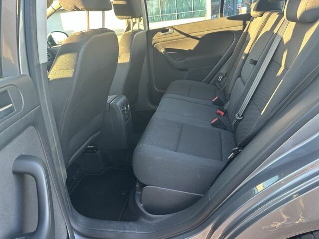 Серый Фольксваген Гольф Плюс, объемом двигателя 1.4 л и пробегом 220 тыс. км за 6350 $, фото 14 на Automoto.ua