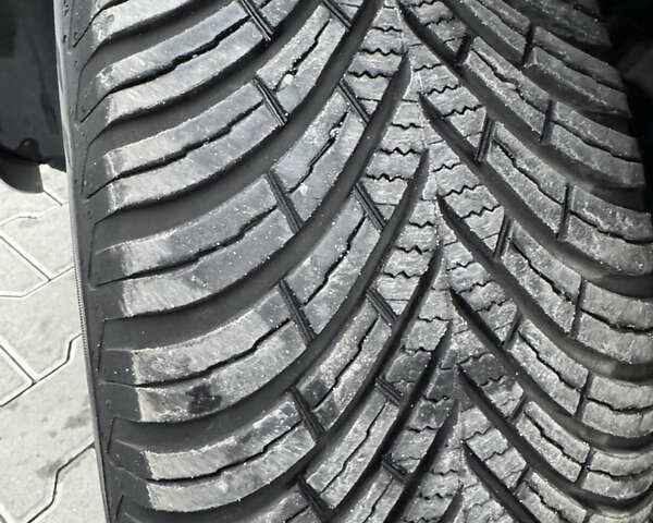 Серый Фольксваген Гольф Плюс, объемом двигателя 1.4 л и пробегом 192 тыс. км за 8300 $, фото 38 на Automoto.ua