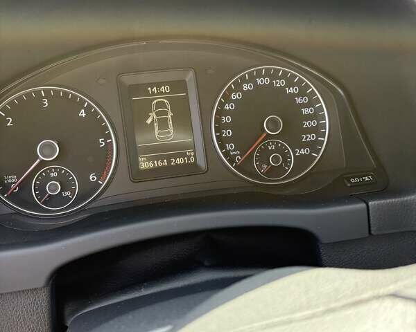 Серый Фольксваген Гольф Плюс, объемом двигателя 1.6 л и пробегом 306 тыс. км за 7200 $, фото 10 на Automoto.ua