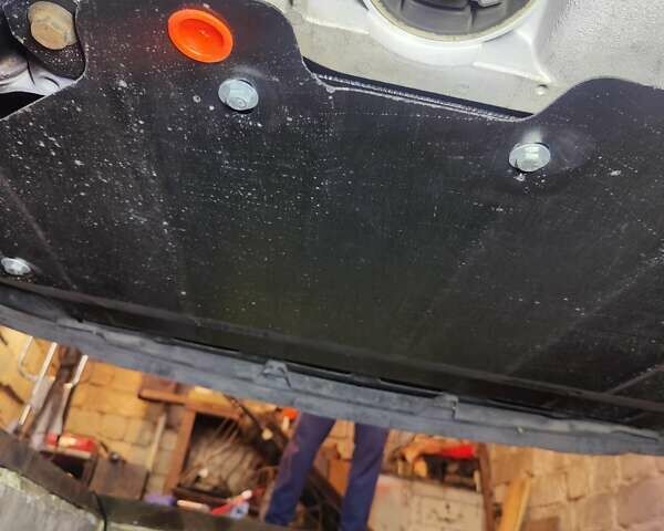 Серый Фольксваген Гольф Плюс, объемом двигателя 1.6 л и пробегом 144 тыс. км за 9000 $, фото 3 на Automoto.ua