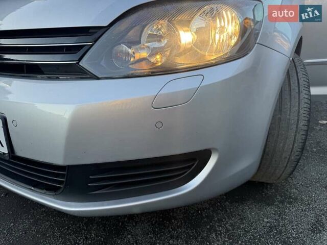 Серый Фольксваген Гольф Плюс, объемом двигателя 1.97 л и пробегом 134 тыс. км за 9999 $, фото 28 на Automoto.ua