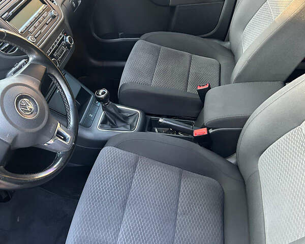 Серый Фольксваген Гольф Плюс, объемом двигателя 1.39 л и пробегом 238 тыс. км за 6900 $, фото 10 на Automoto.ua