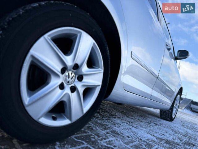 Серый Фольксваген Гольф Плюс, объемом двигателя 1.4 л и пробегом 189 тыс. км за 8000 $, фото 28 на Automoto.ua