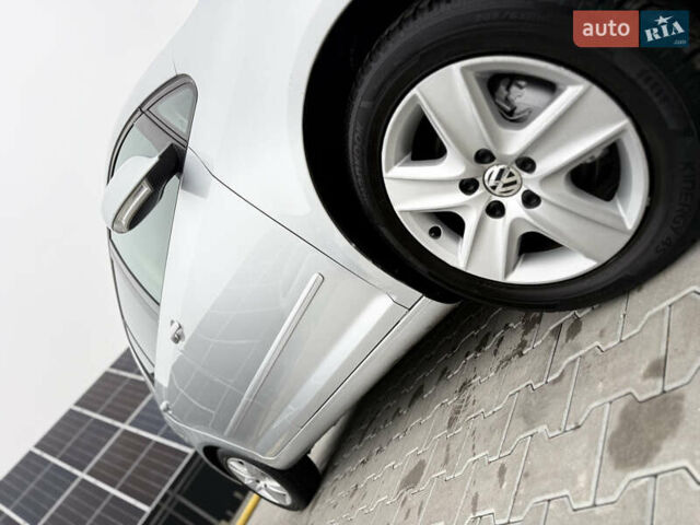 Серый Фольксваген Гольф Плюс, объемом двигателя 1.4 л и пробегом 189 тыс. км за 8200 $, фото 18 на Automoto.ua