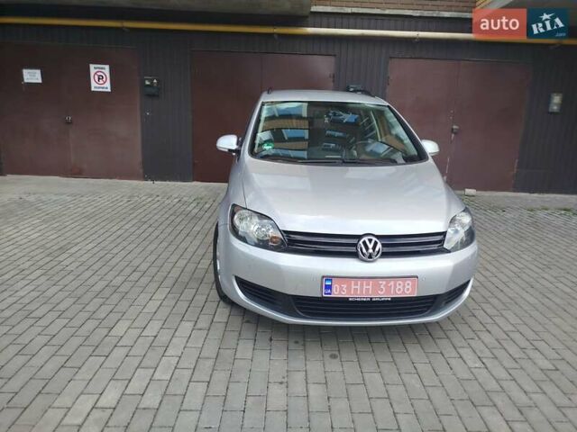 Фольксваген Гольф Плюс 2009 в Хмельницком на Automoto.ua Серый Фольксваген Гольф Плюс, объемом двигателя 0 л и пробегом 173 тыс. км за 8499 $, фото 6 на Automoto.ua