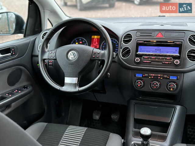 Серый Фольксваген Гольф Плюс, объемом двигателя 1.4 л и пробегом 184 тыс. км за 6490 $, фото 56 на Automoto.ua