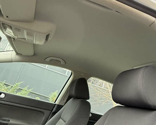 Серый Фольксваген Гольф Плюс, объемом двигателя 1.4 л и пробегом 220 тыс. км за 6600 $, фото 31 на Automoto.ua