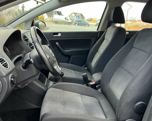 Сірий Фольксваген Golf Plus, об'ємом двигуна 1.4 л та пробігом 247 тис. км за 6650 $, фото 40 на Automoto.ua