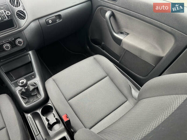 Серый Фольксваген Гольф Плюс, объемом двигателя 1.4 л и пробегом 175 тыс. км за 6799 $, фото 49 на Automoto.ua