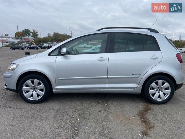 Фольксваген Гольф Плюс 2009 в Ровно на Automoto.ua Серый Фольксваген Гольф Плюс, объемом двигателя 1.6 л и пробегом 172 тыс. км за 7550 $, фото 16 на Automoto.ua