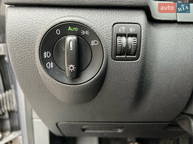 Серый Фольксваген Гольф Плюс, объемом двигателя 0 л и пробегом 218 тыс. км за 6300 $, фото 26 на Automoto.ua