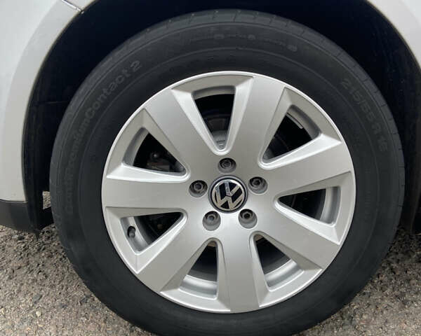 Фольксваген Гольф Плюс 2009 в Ровно на Automoto.ua Серый Фольксваген Гольф Плюс, объемом двигателя 1.6 л и пробегом 172 тыс. км за 7550 $, фото 20 на Automoto.ua