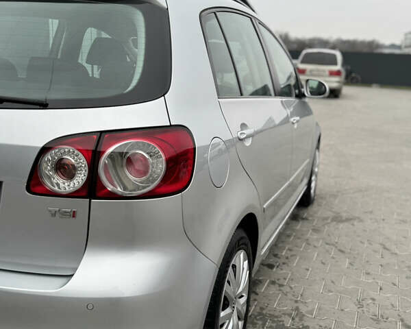 Серый Фольксваген Гольф Плюс, объемом двигателя 1.4 л и пробегом 192 тыс. км за 8300 $, фото 28 на Automoto.ua