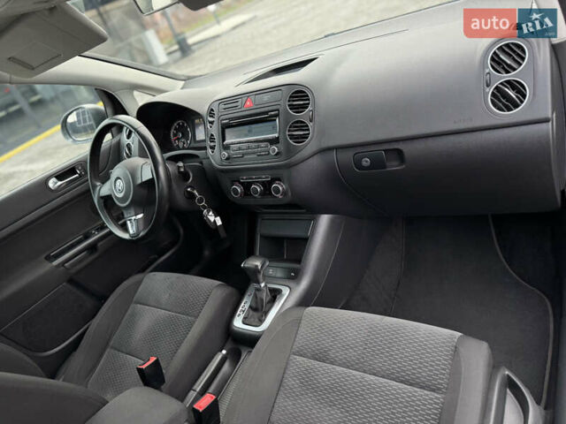 Серый Фольксваген Гольф Плюс, объемом двигателя 1.4 л и пробегом 163 тыс. км за 8300 $, фото 73 на Automoto.ua