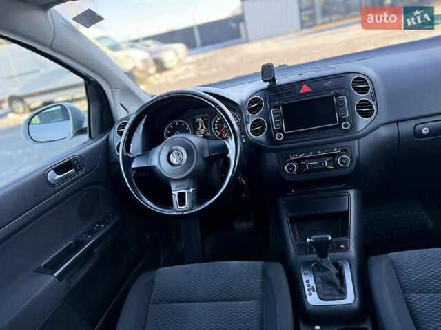 Серый Фольксваген Гольф Плюс, объемом двигателя 1.4 л и пробегом 189 тыс. км за 8000 $, фото 33 на Automoto.ua