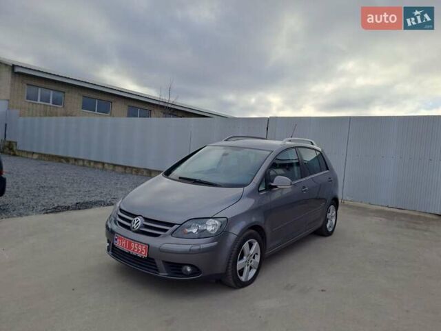 Серый Фольксваген Гольф Плюс, объемом двигателя 1.4 л и пробегом 165 тыс. км за 6900 $, фото 1 на Automoto.ua