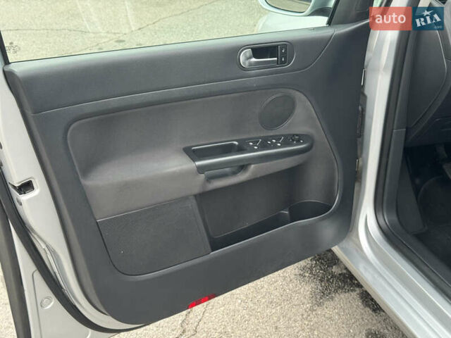 Серый Фольксваген Гольф Плюс, объемом двигателя 1.4 л и пробегом 175 тыс. км за 6799 $, фото 32 на Automoto.ua