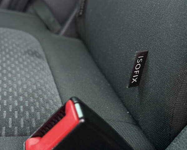 Серый Фольксваген Гольф Плюс, объемом двигателя 1.4 л и пробегом 189 тыс. км за 8200 $, фото 72 на Automoto.ua