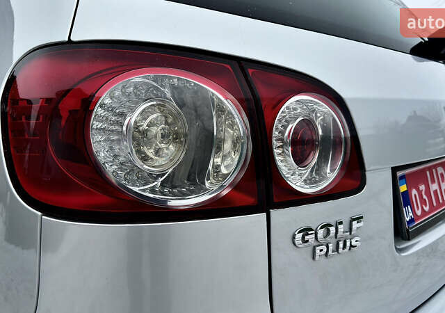 Сірий Фольксваген Golf Plus, об'ємом двигуна 1.6 л та пробігом 183 тис. км за 8145 $, фото 18 на Automoto.ua