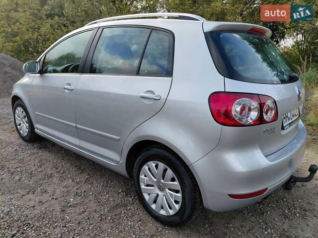 Серый Фольксваген Гольф Плюс, объемом двигателя 1.4 л и пробегом 156 тыс. км за 7500 $, фото 5 на Automoto.ua