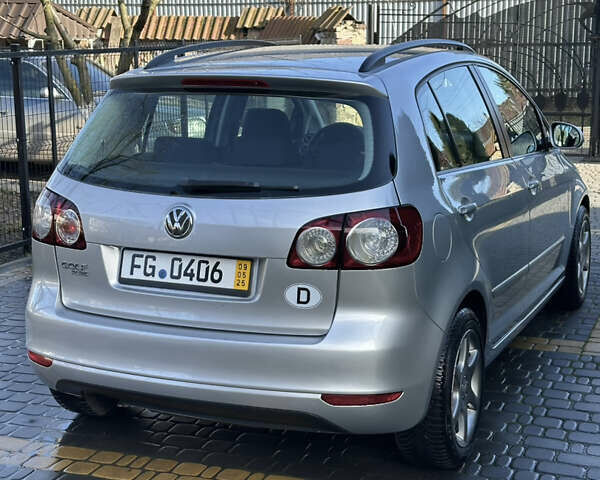 Серый Фольксваген Гольф Плюс, объемом двигателя 1.4 л и пробегом 80 тыс. км за 8100 $, фото 15 на Automoto.ua