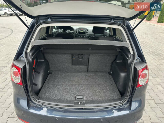 Фольксваген Гольф Плюс 2009 в Луцке на Automoto.ua Серый Фольксваген Гольф Плюс, объемом двигателя 1.4 л и пробегом 220 тыс. км за 6350 $, фото 20 на Automoto.ua